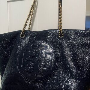 Tory Burch Navy Shoulder Bag with Gold Chain